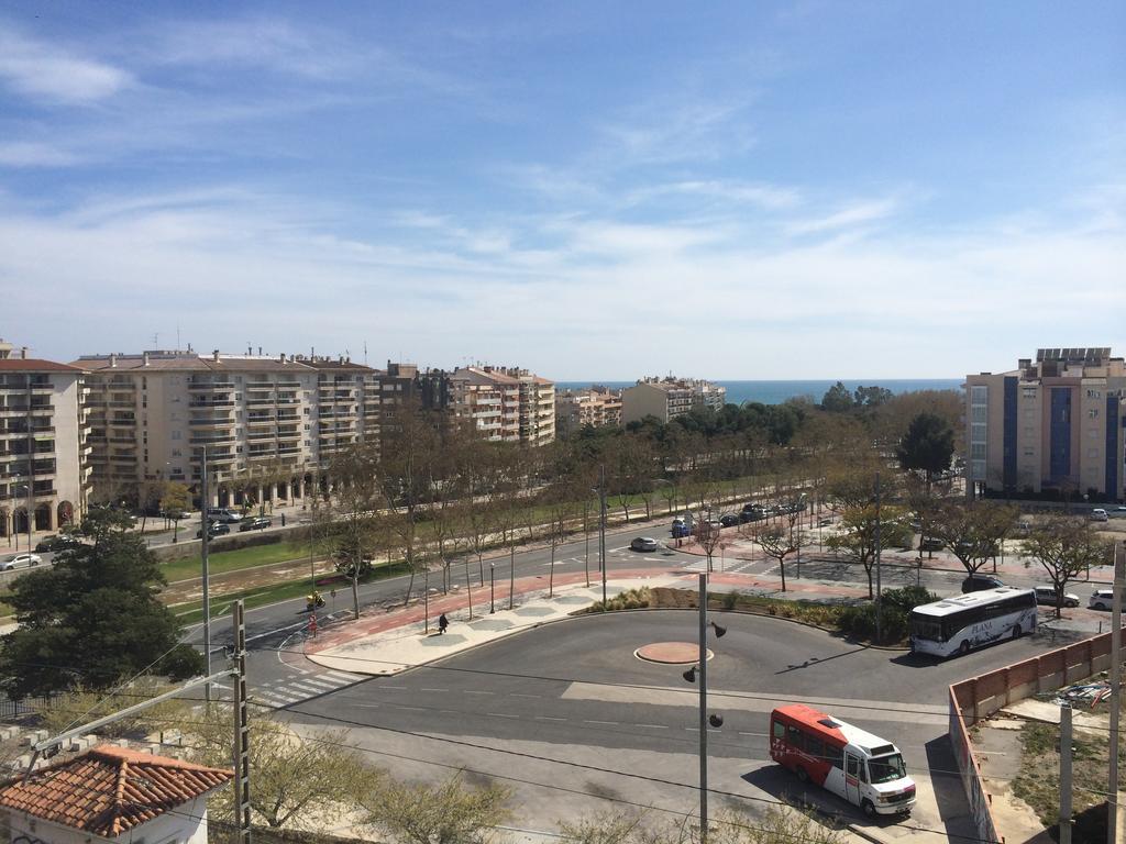 Apartment Verge De Montserrat 坎布里尔斯 外观 照片